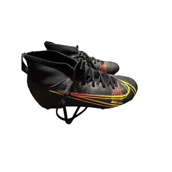 Nike Size 3.5Y US Black/Red Mercurisl Soccer Cleats - Picture 2 of 8